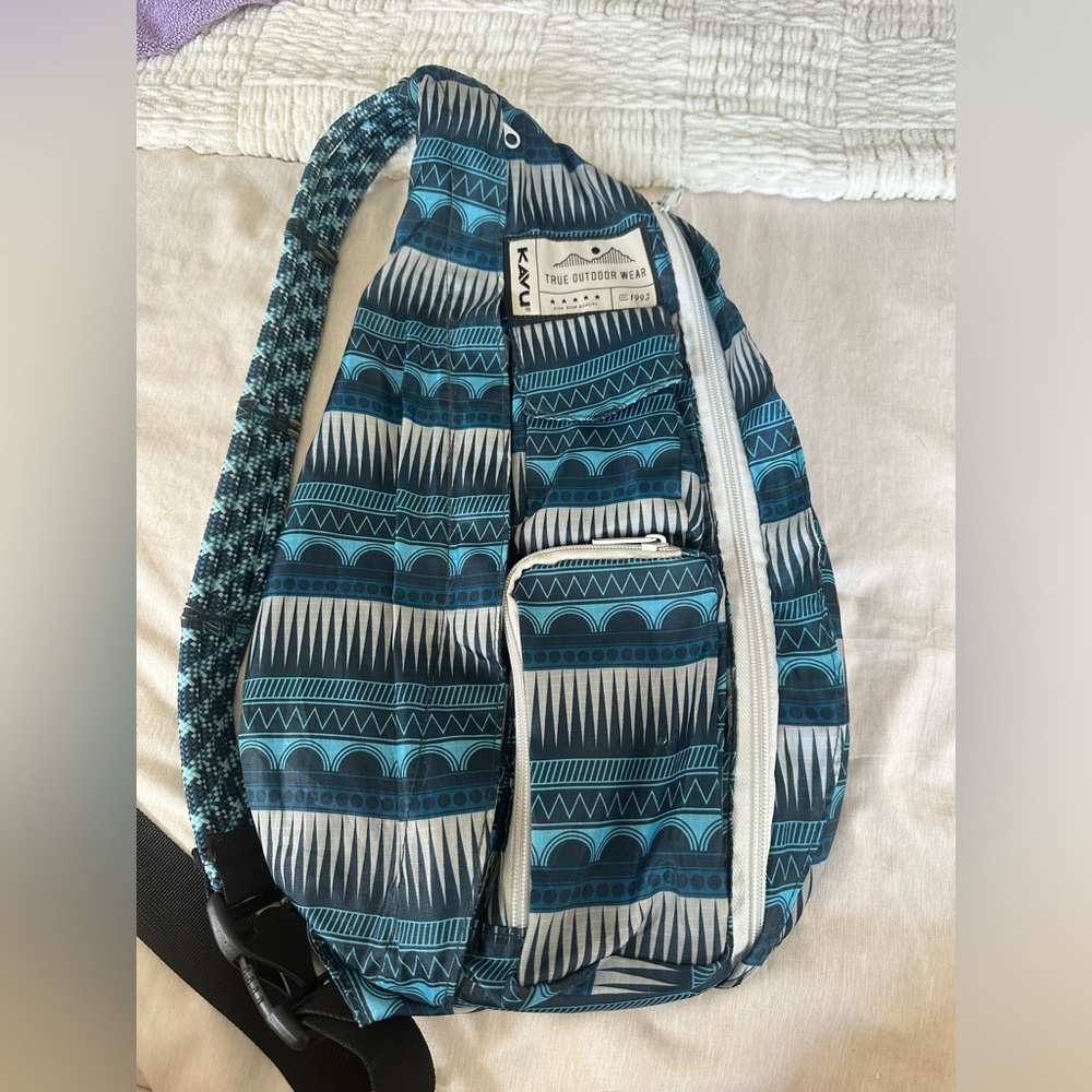 KAVU Cross Body Bag, Barely used!